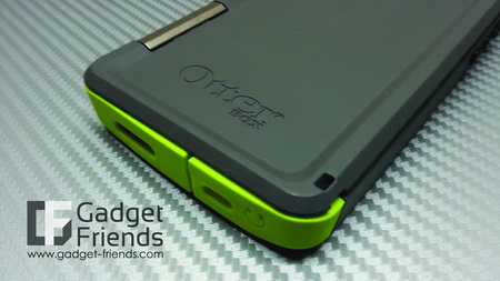 ขาย-เคสกันกระแทก-กันน้ำ-Otterbox-Iphone-4-5-Amor-ของแท้-Gadget-Friends01