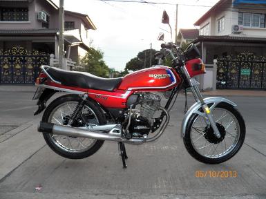 5.Honda wing125..สีำแดง..สภาพใหม่ออกห้าง+ระบบไฟใช้ได้หมด+มีทะเบียนโอนได้ ราคา 22,000 บาท