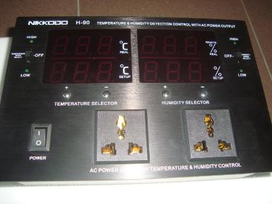 E3 - NIKKODO HUMIDITY AND TEMPERATURE CONTROL H-90