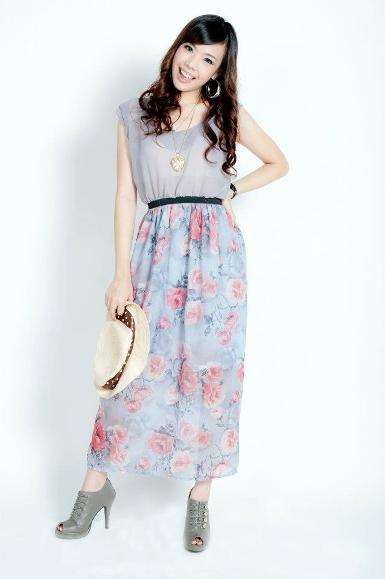 Maxi Classic Rose Flowers Dress