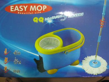 ไม้ถูพื้น EASY MOP มหัศจรรย์ แบบใส่แล้วกดลงไปหมุนเองได้เลยไม่ต้องเหยียบค่ะ