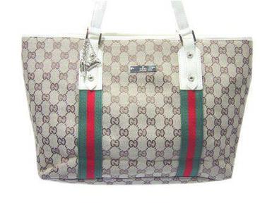 กระเป๋า  Gucci  ทรงเเบบมาใหม่