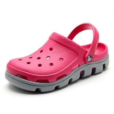 Crocs Duet Sport clog (สินค้าหมด)