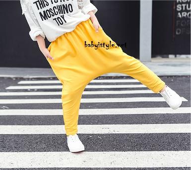 *Sales เด็กโต-กางเกงขายาวทรงฮาเร็มสีเหลืองทอง มีกระเป๋าข้าง เอวยางยืดไซส์ 150 รหัส KKK497C