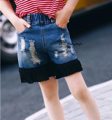  Sales เด็กโต-กางเกงยีนส์ขาสั้นแต่งขาดๆ ชายแต่งผ้าชีฟองสีดำอัดพลีท ไซส์ 150 รหัส KKK706